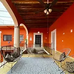 Casa Arcos Hotel
