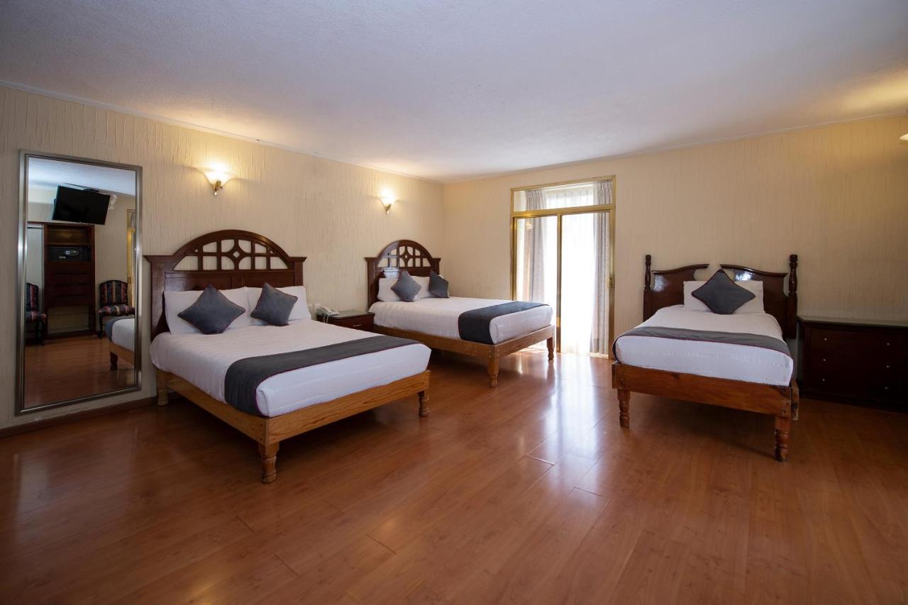 Senorial Hotel