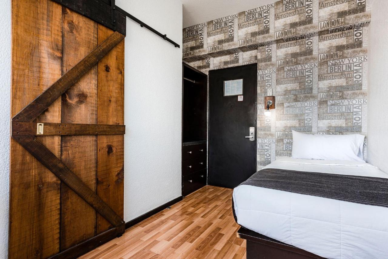 Hotel Hi Impala Querétaro