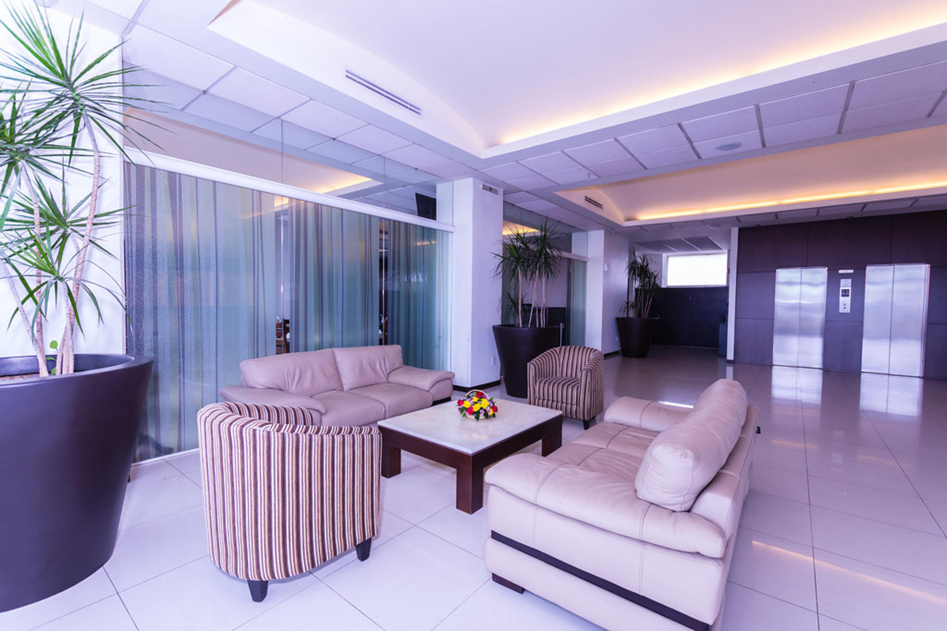 Hotel Crown Victoria 4*