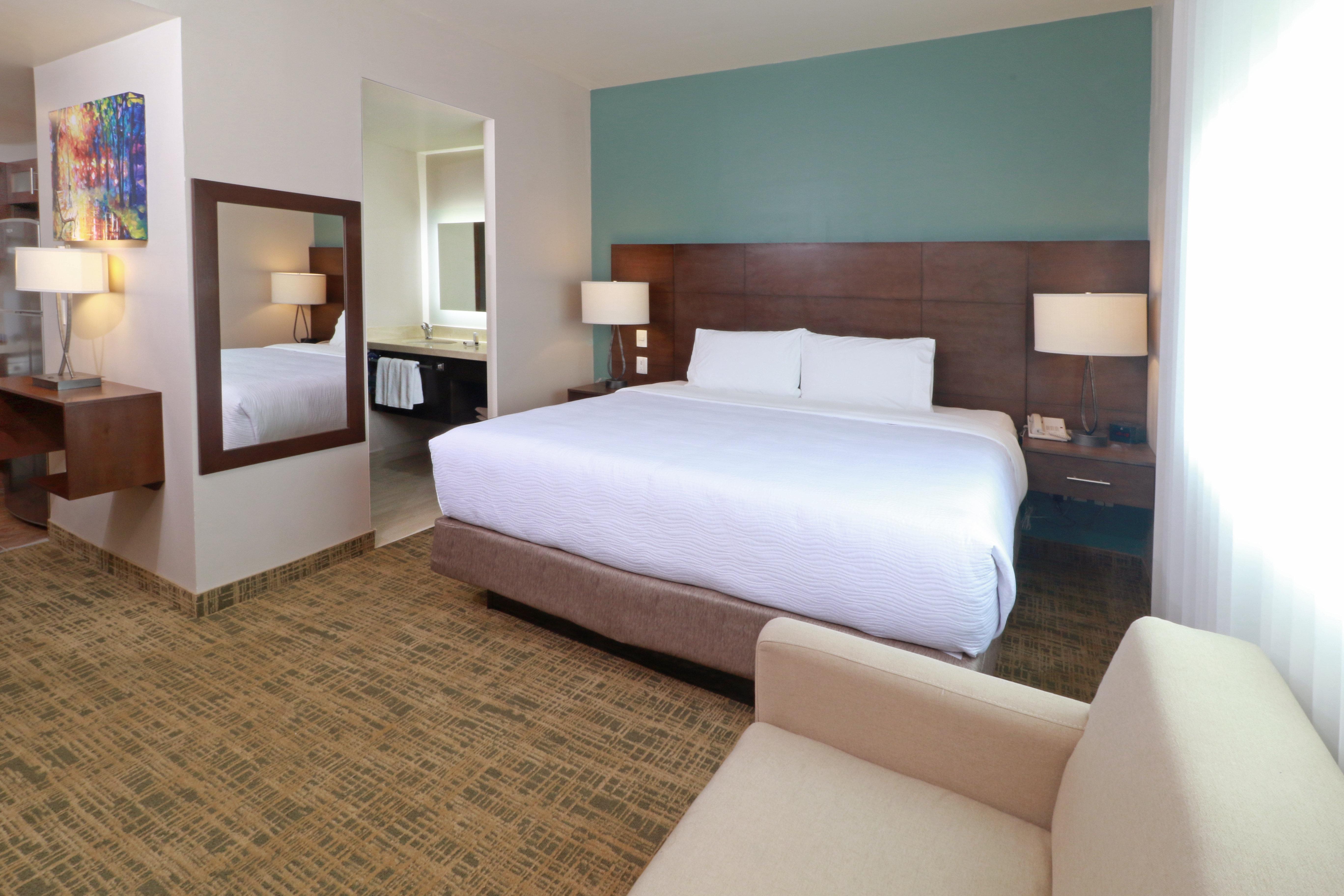 Staybridge Queretaro By Ihg 3* El Salitre