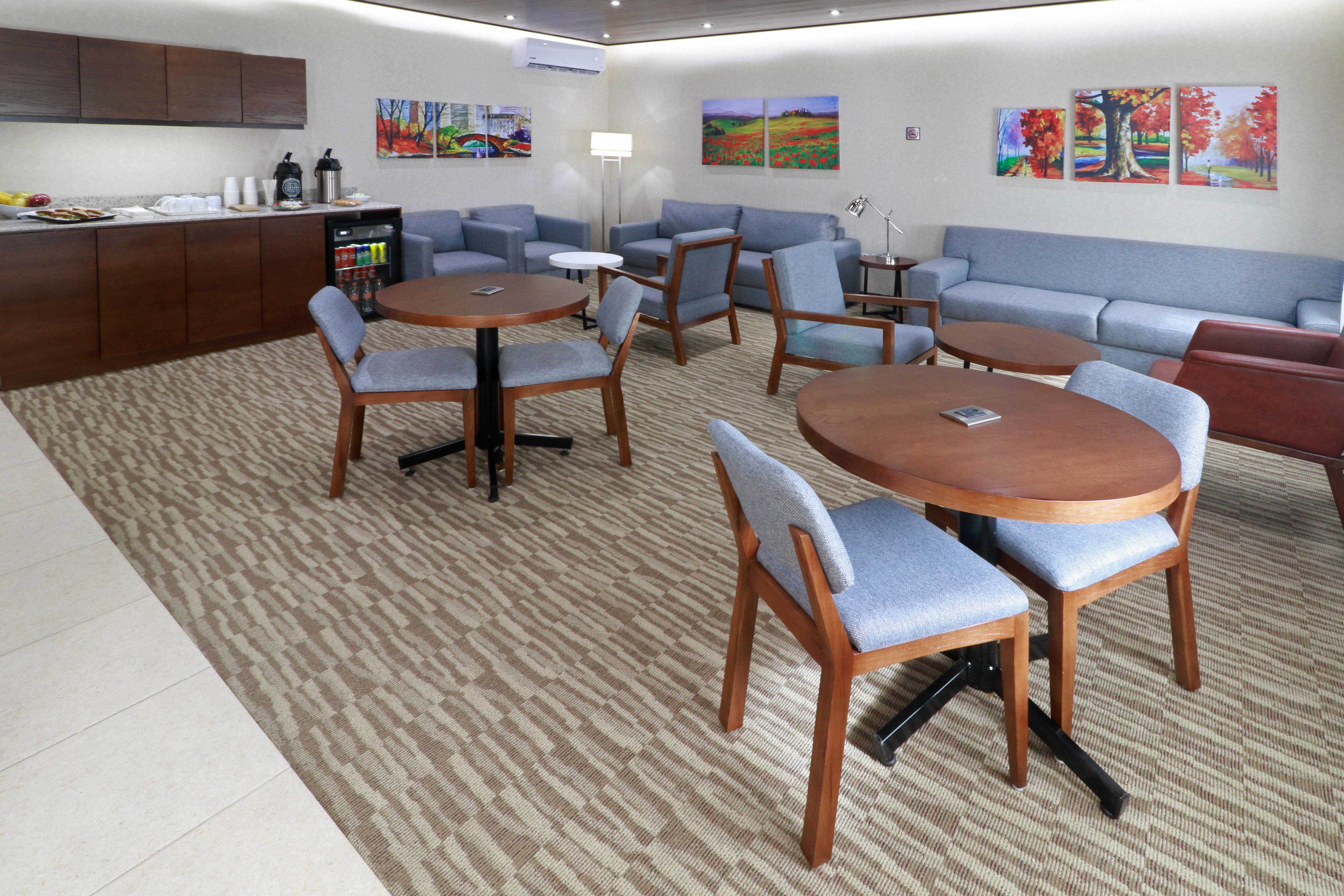 Staybridge Queretaro By Ihg 3* El Salitre