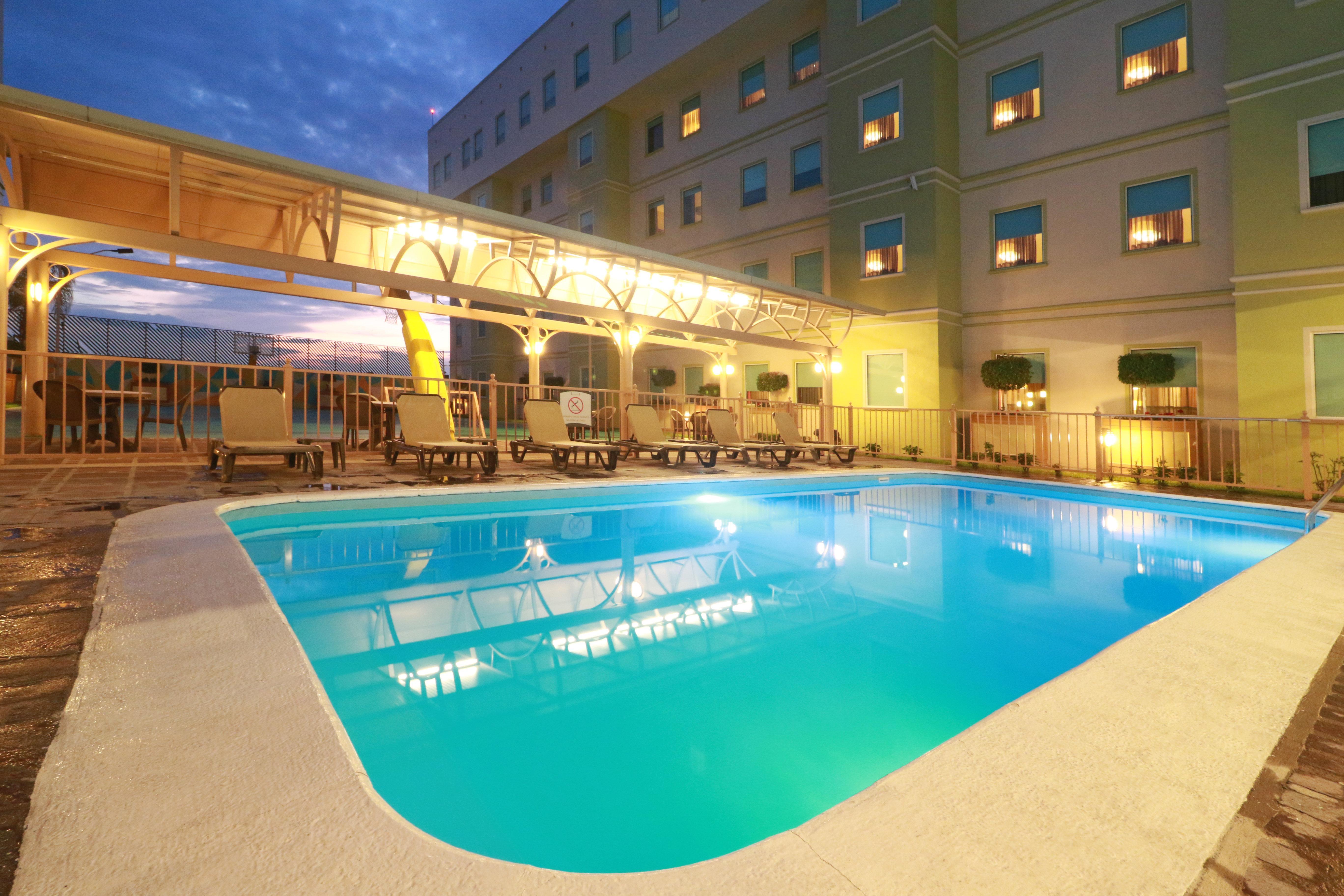 Hotel Staybridge Queretaro By Ihg 3*