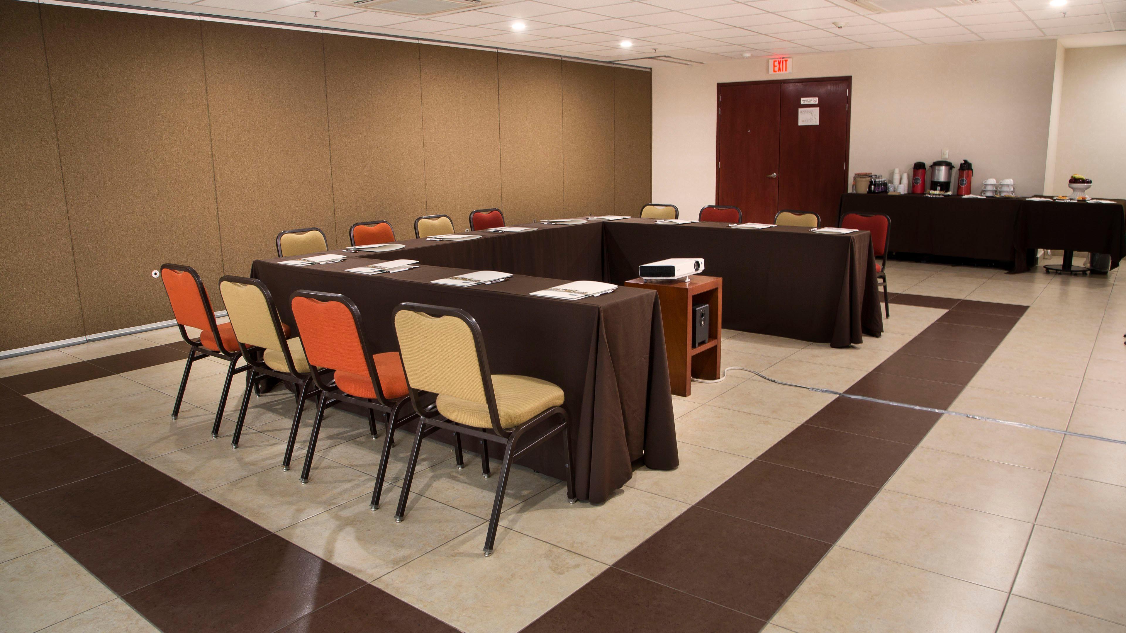 Staybridge Queretaro By Ihg Hotel El Salitre