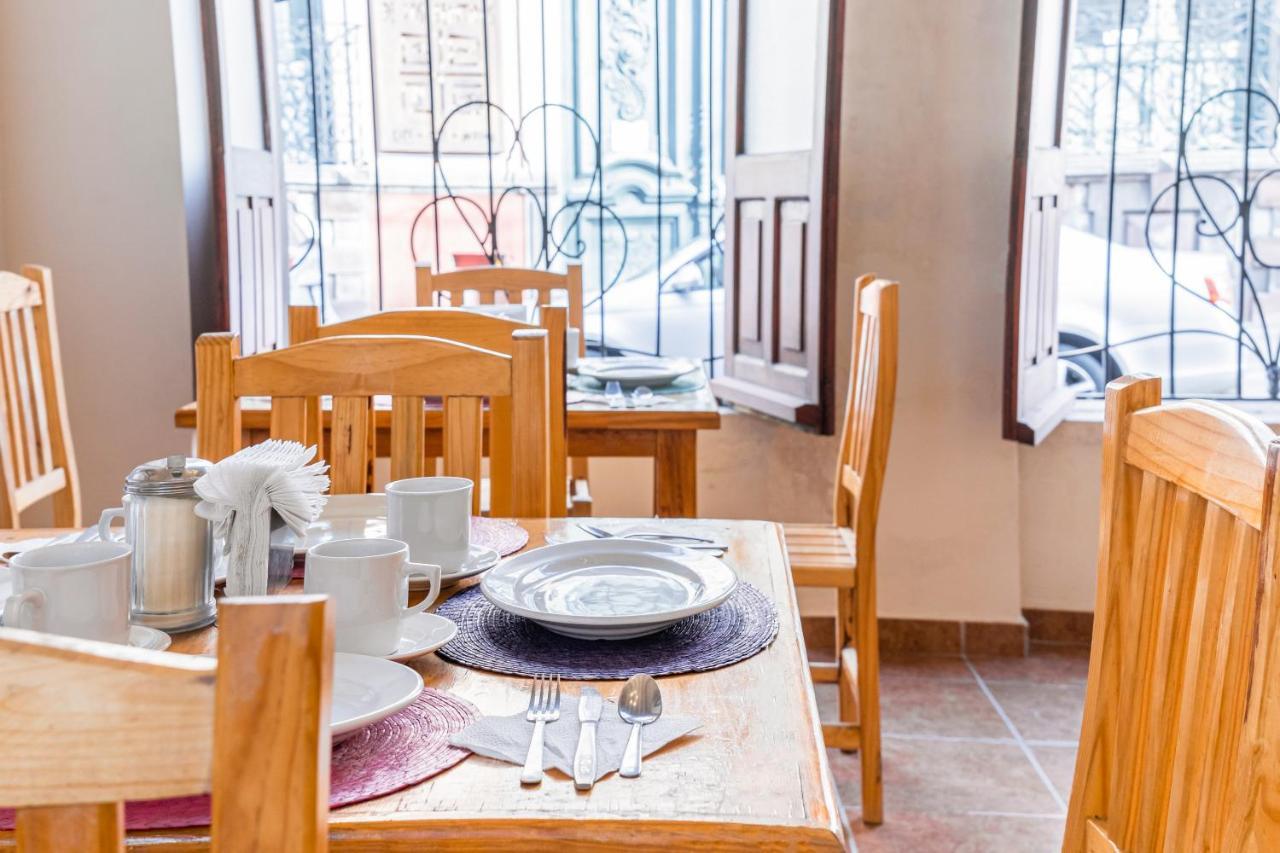 Meson De Carolina Inn Querétaro