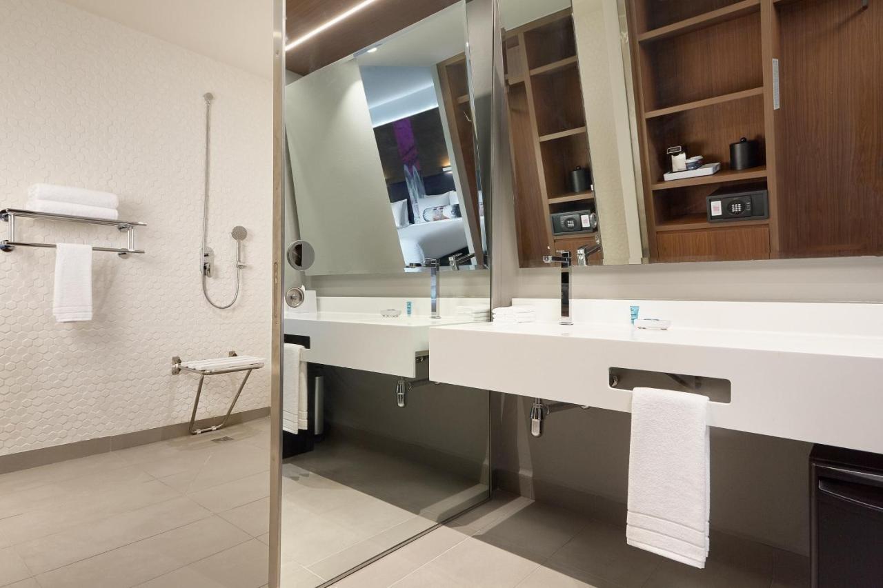 Hotel Aloft 5*
