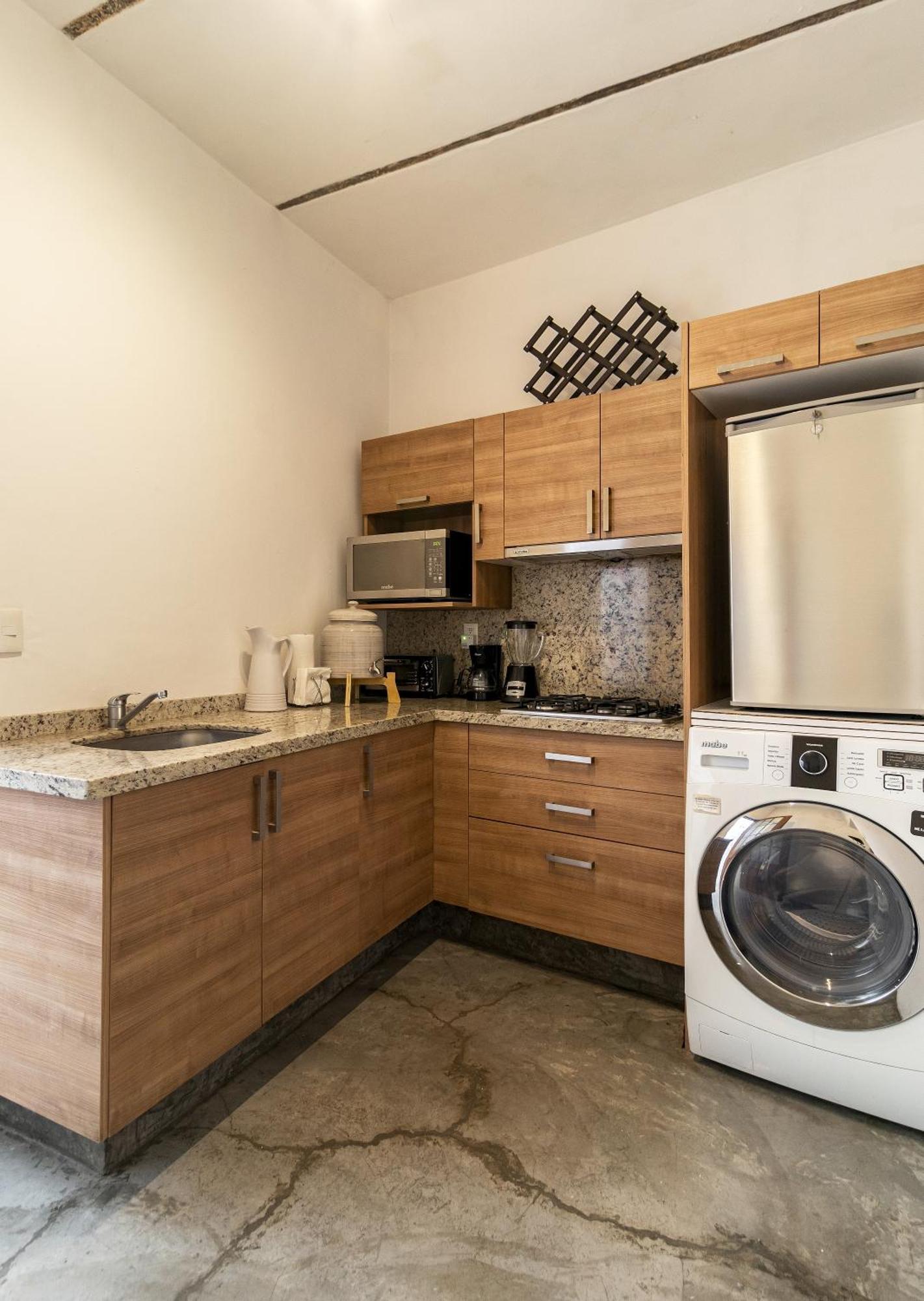 Apartamento En Centro Historico Terraza, Wifi, Desk, Ac *