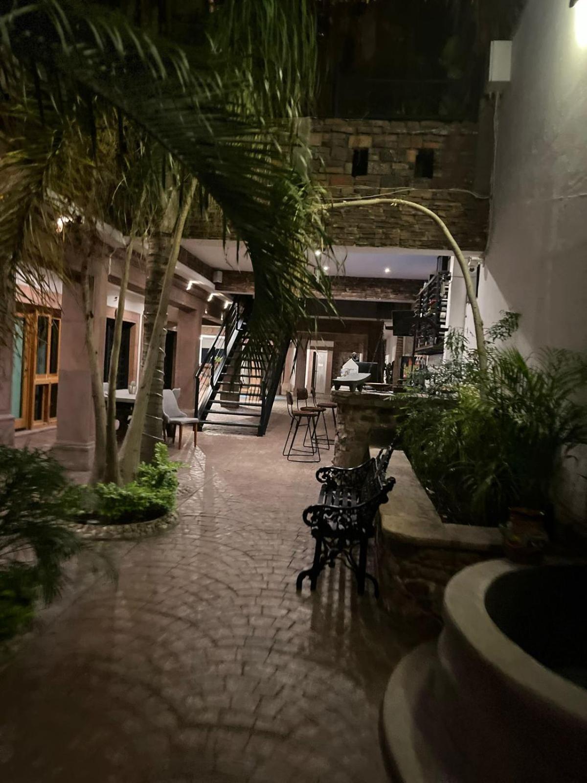 Casa Carmona 33 Hotel 4*