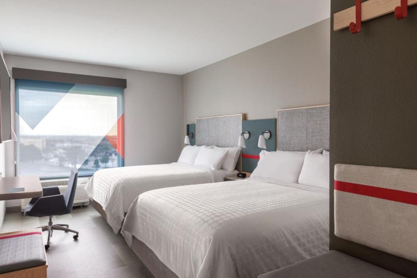 Avid Centro Sur By Ihg Hotel Querétaro