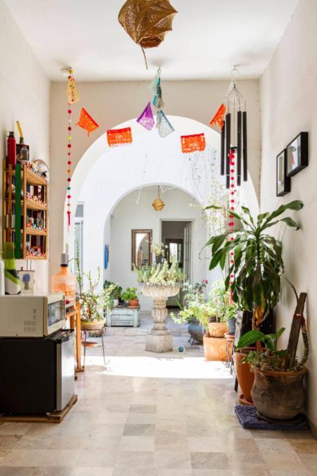 Cuarto Independiente En Centrica Casa Colonial Homestay Queretaro
