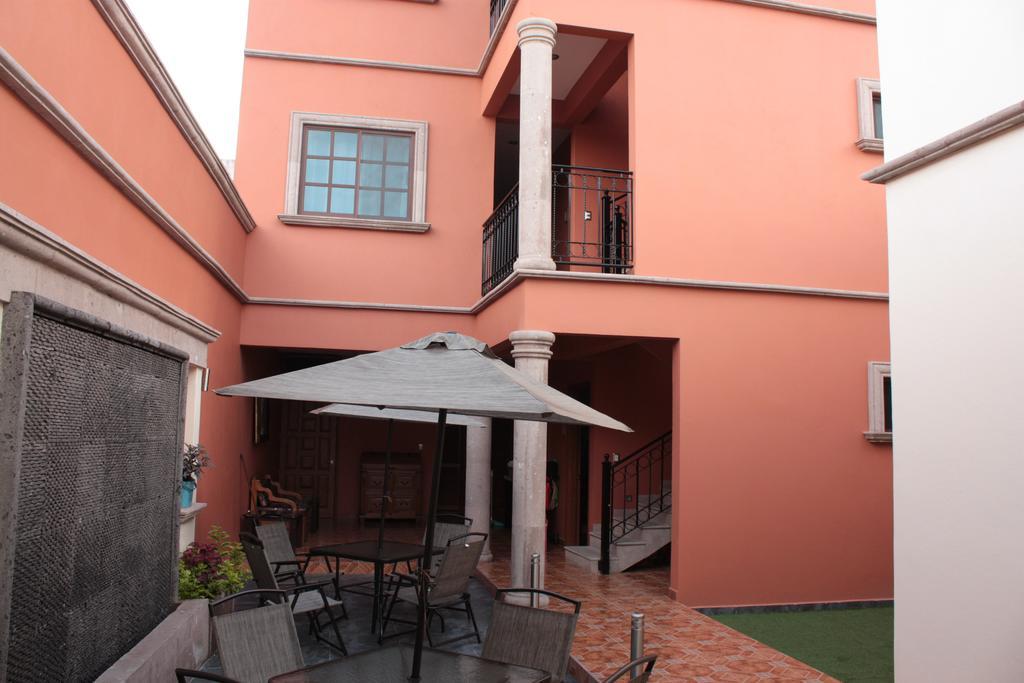 Zarzarosa Boutique Bed & Breakfast