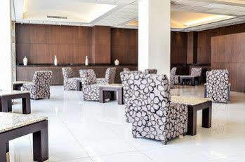 Western Crown Victoria 4* Querétaro