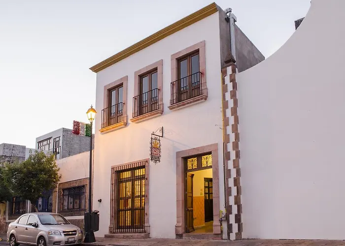 Cinco De Mayo Hotel