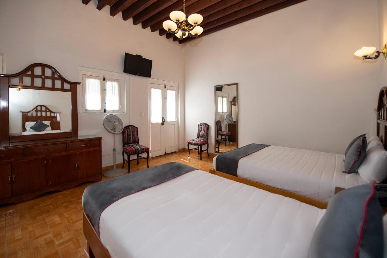Hotel Senorial 3*