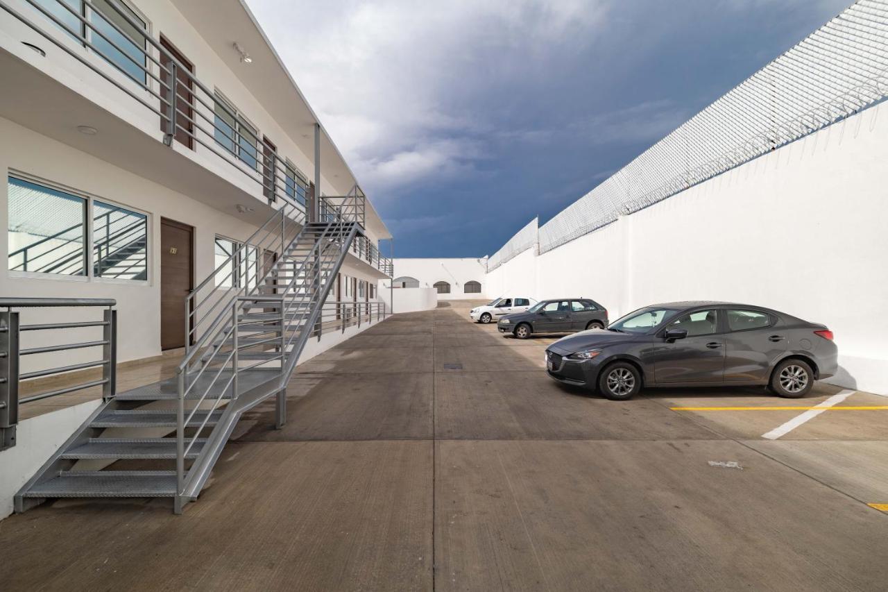 Penuelas Aparthotel *