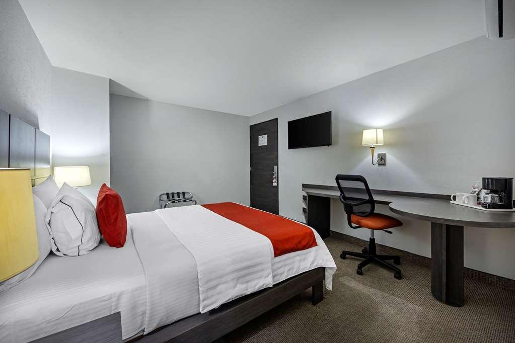 Bewow Hotel Queretaro
