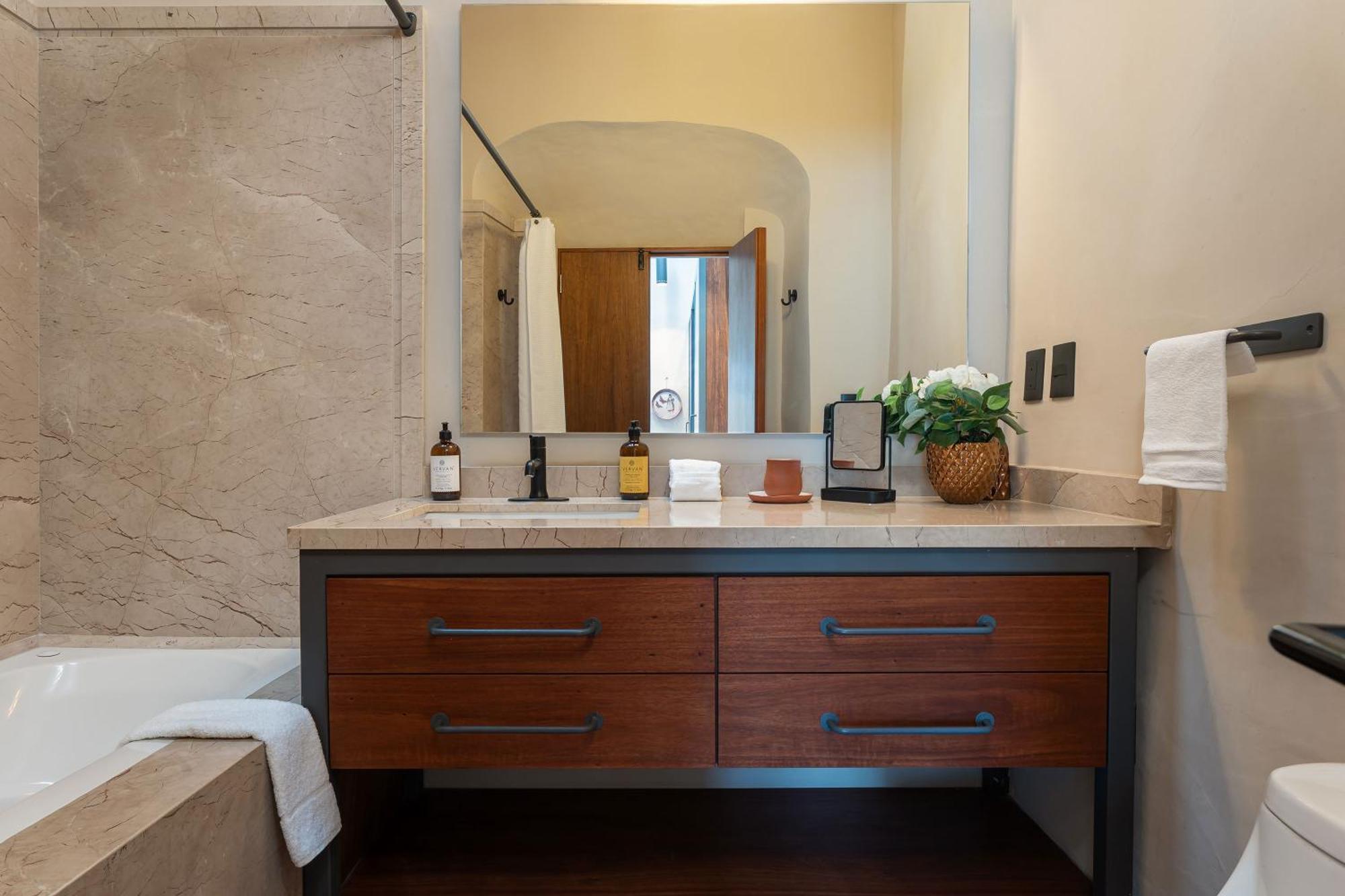 Сasa de vacaciones Casona Del Buen Huerto, Modern 2br In Querétaro