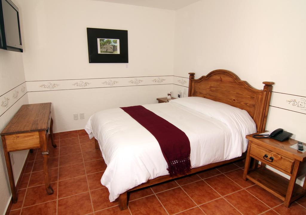 Hotel Del Villar