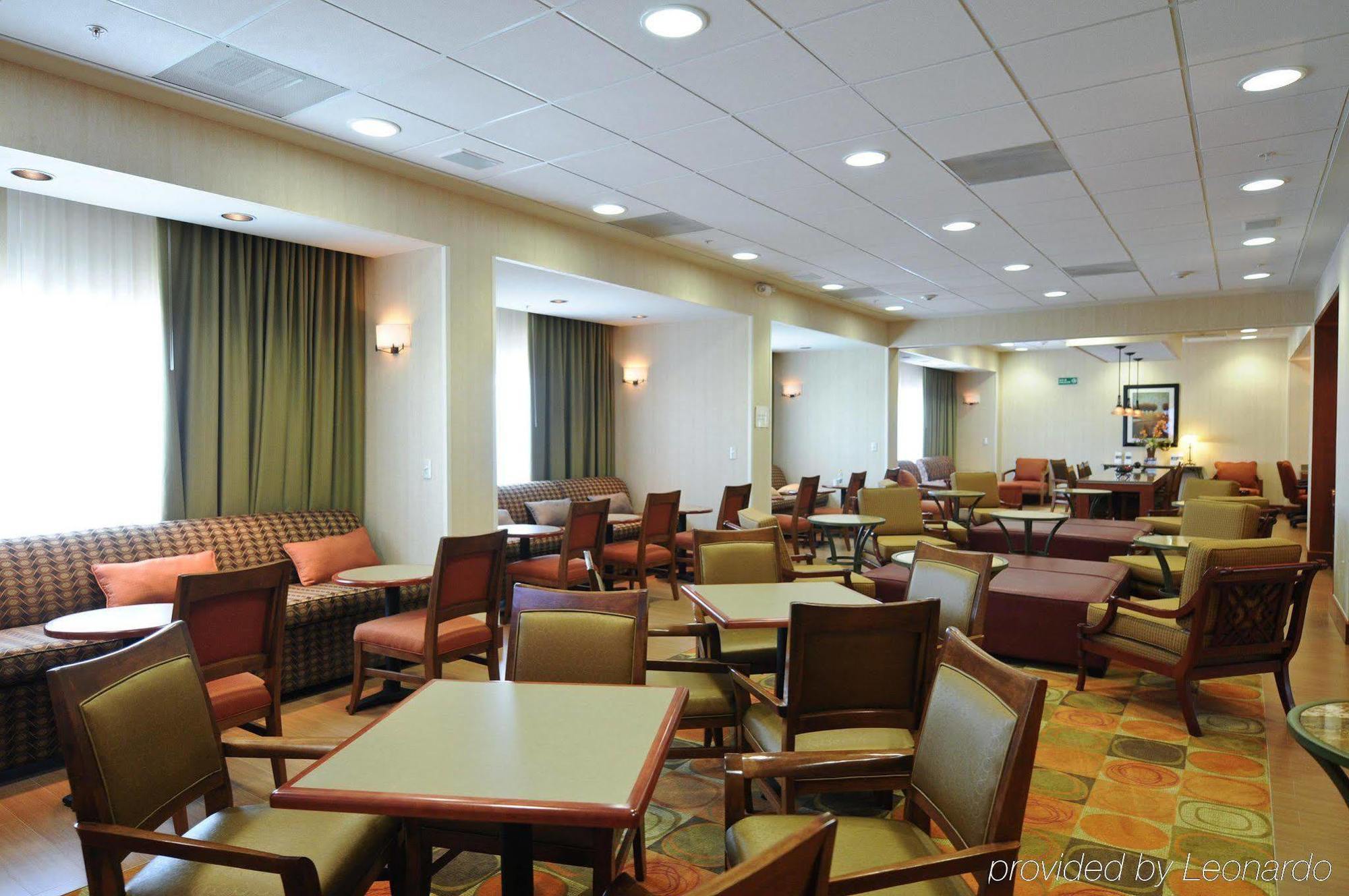 Hotel Hampton By Hilton Tecnologico