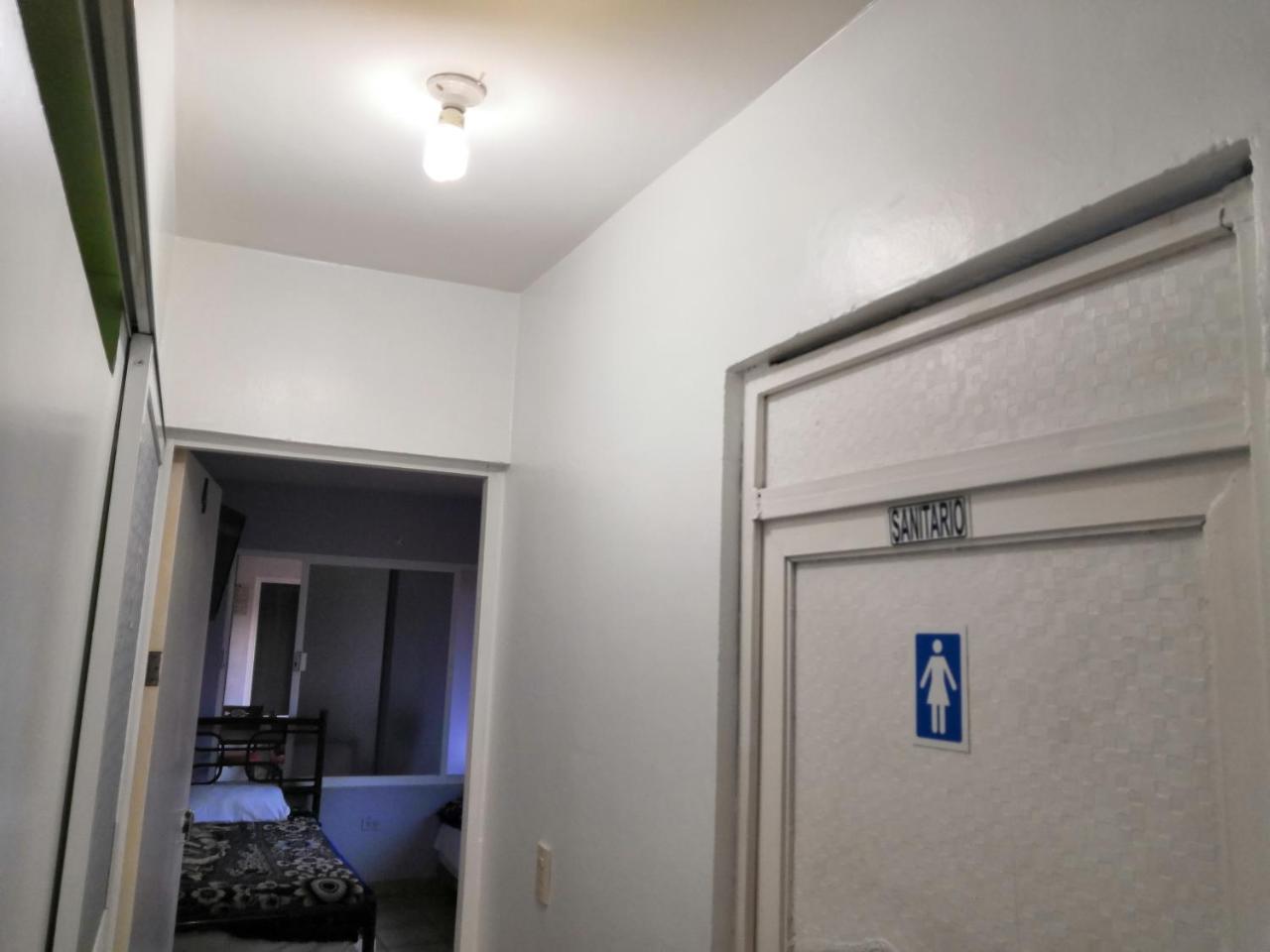 Hostal Maple *