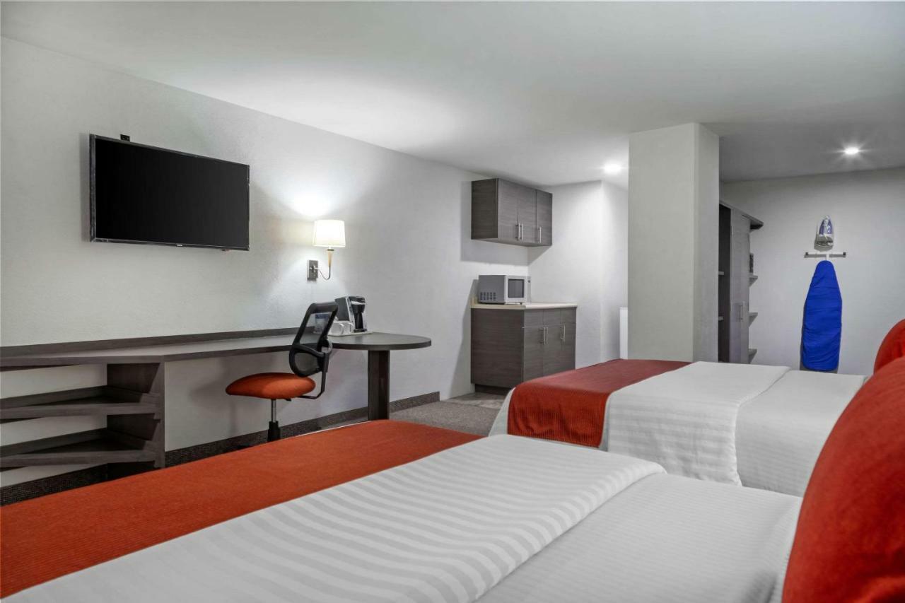 Bewow Hotel