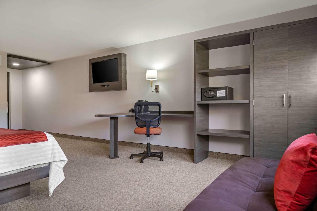 Hotel Bewow Queretaro