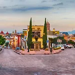 Departamento Comodo, Centrico, Estacionamiento