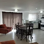 Bonito Y Amplio Departamento
