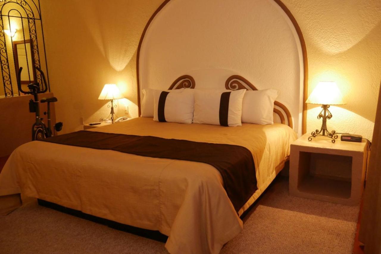 Real De Minas Tradicional 4* Queretaro