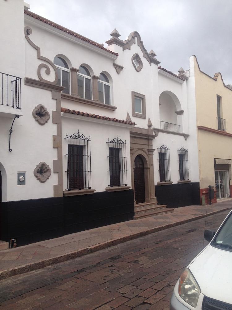 Quinta Allende Hotel