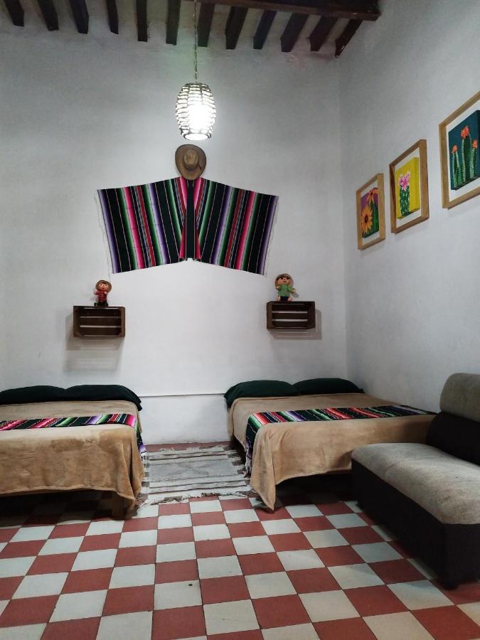 Lele Panchito Y Lavanda Juntos En El Centro * Querétaro