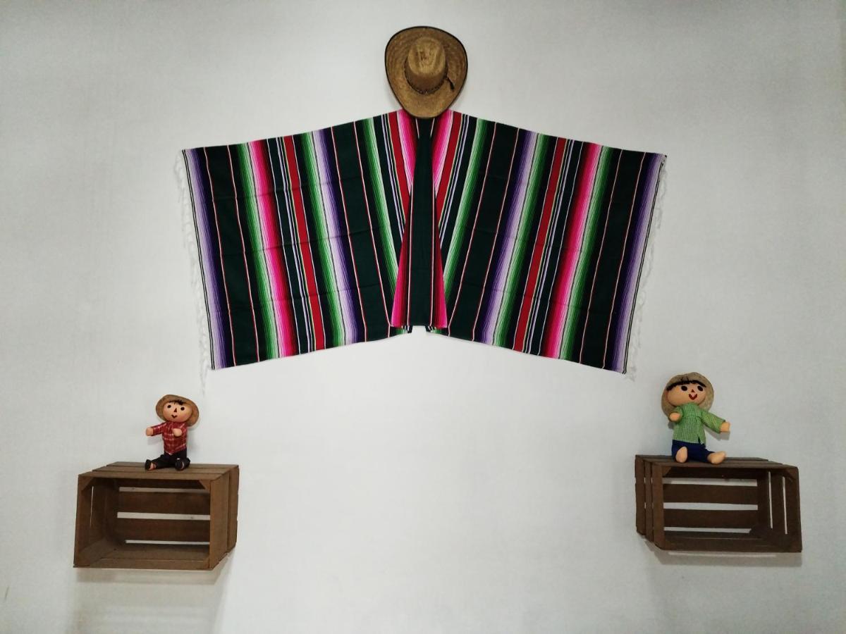 Lele Panchito Y Lavanda Juntos En El Centro