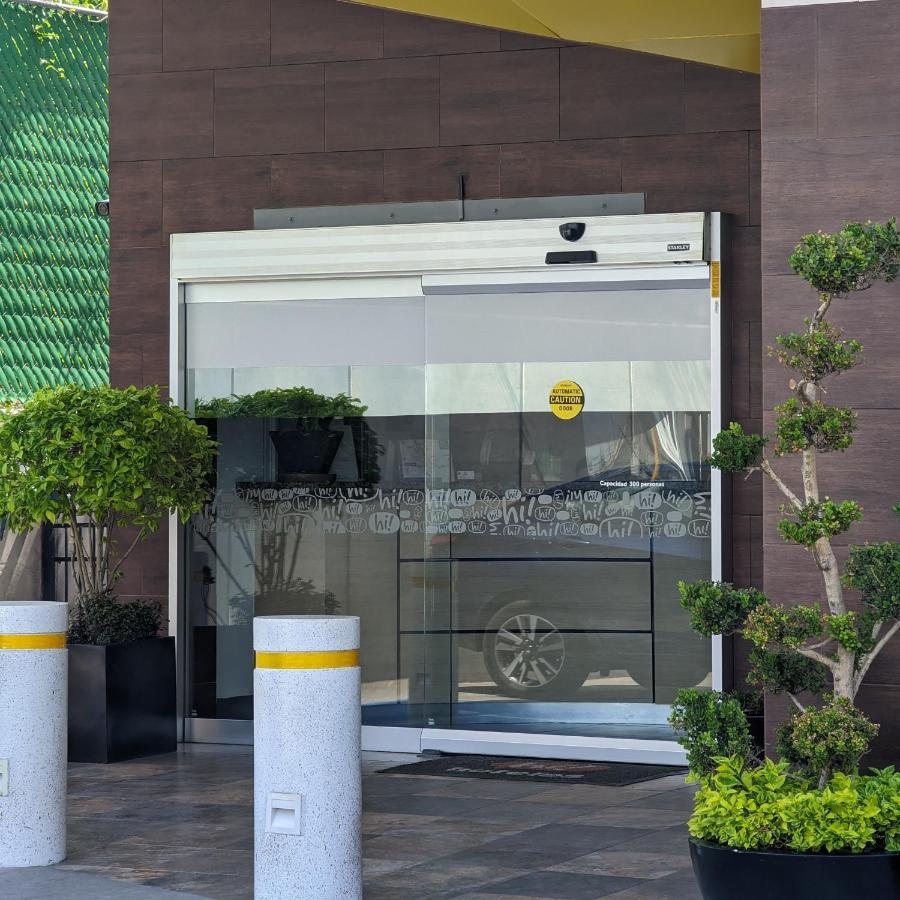 Hotel Hi! 4*