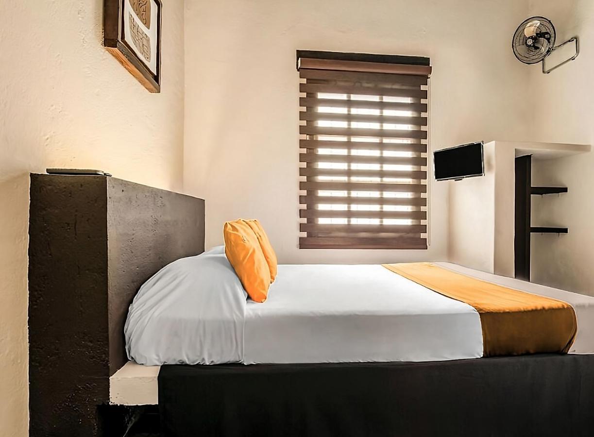 Calesa Real Hotel 4*