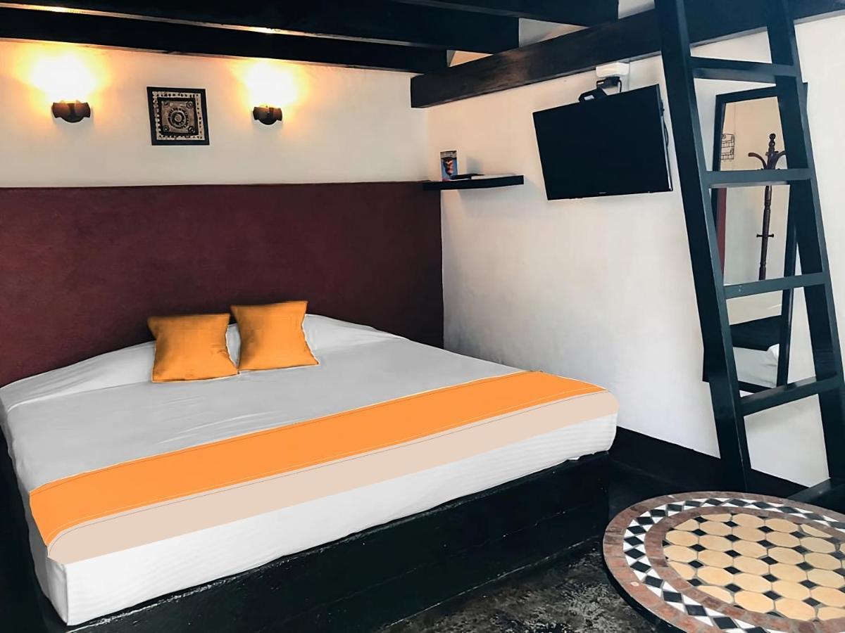 Calesa Real 4*