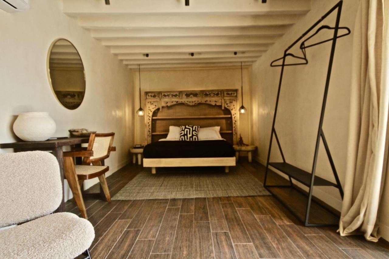 Casa Realm Hotel 4*
