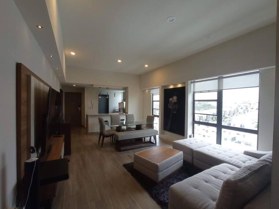 Departamento Privado Con Alberca Climatizada Y Gimnasio