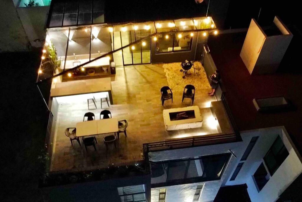 The One Juriquilla W/private Jacuzzi In Rooftop *