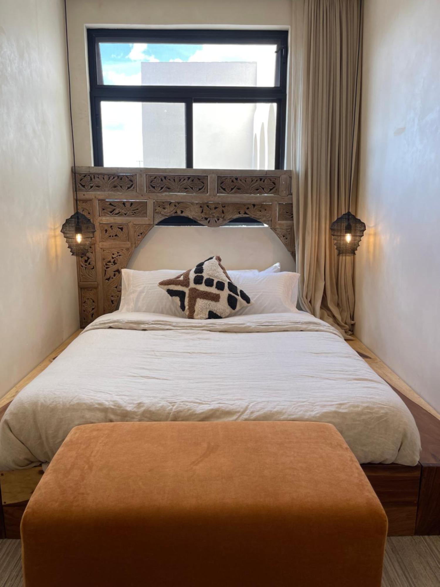 Casa Realm Hotel 4*