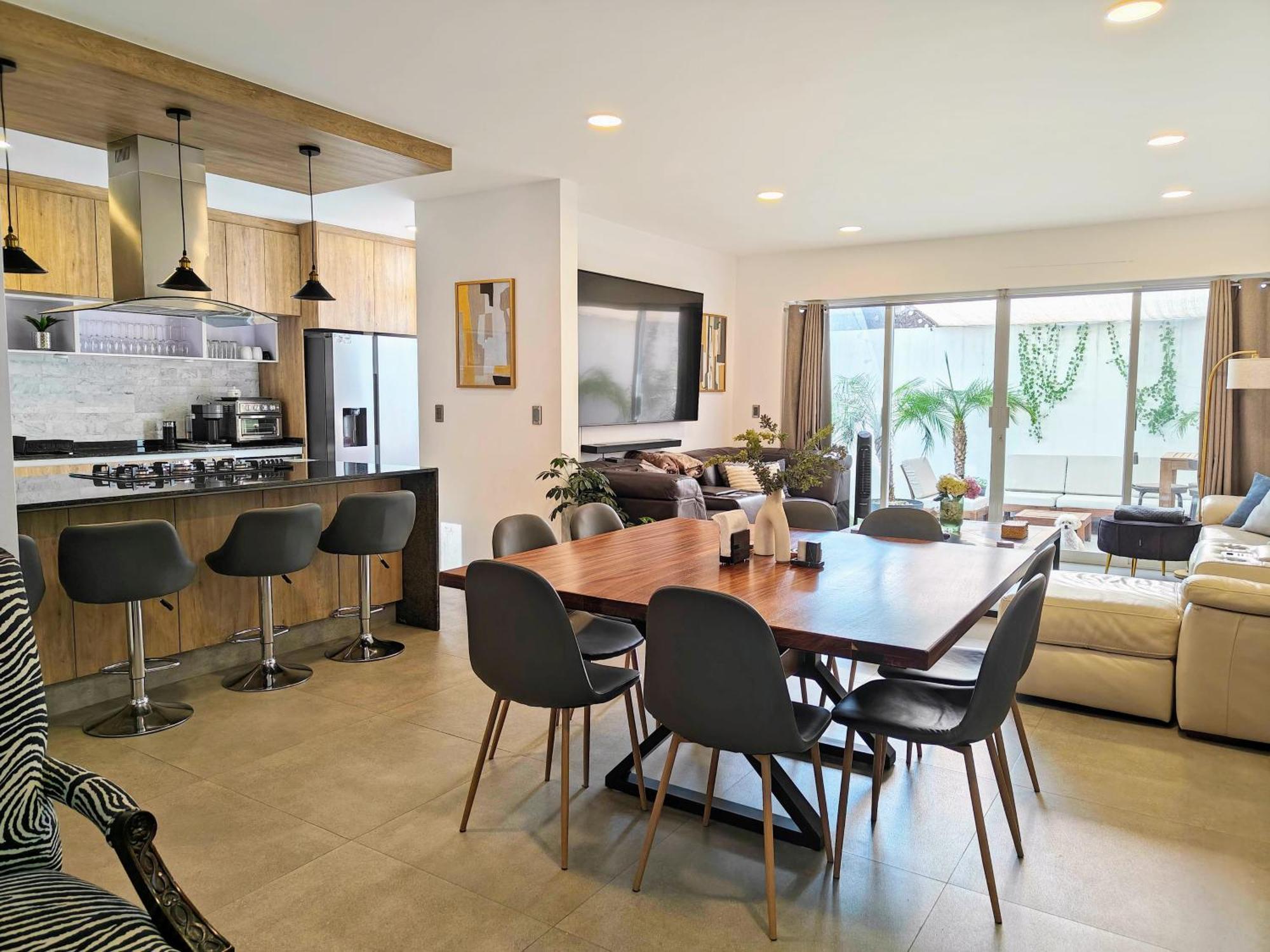 Luxury At Juriquilla, 4 Bedrooms Querétaro