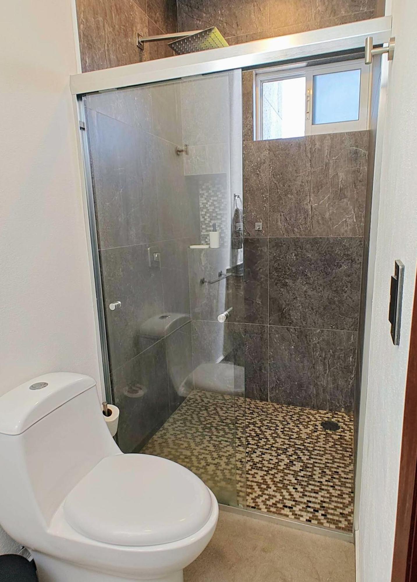 Luxury At Juriquilla, 4 Bedrooms * Querétaro
