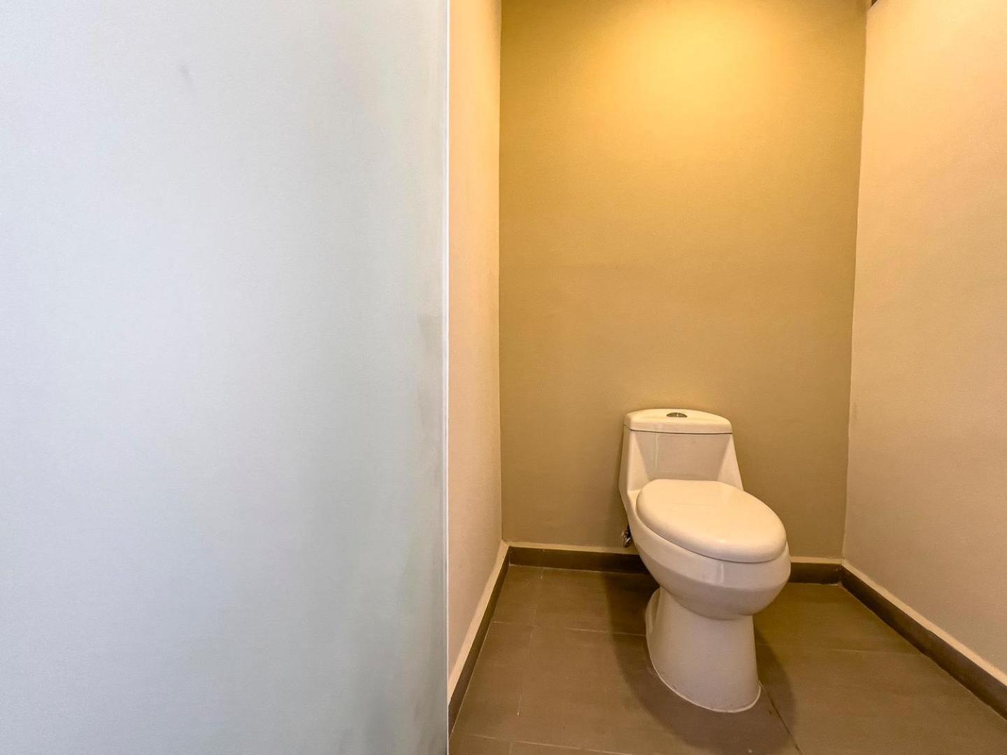 Modern With Office In Prime Location * Queretaro