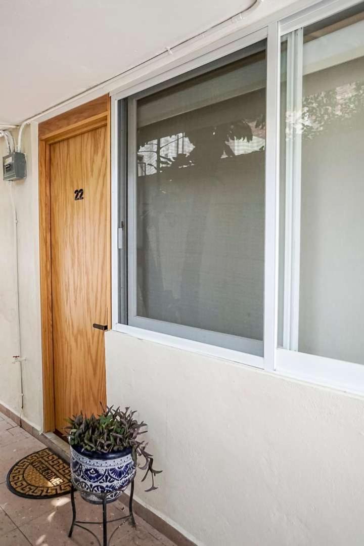 Modern With Office In Prime Location Apartment Queretaro