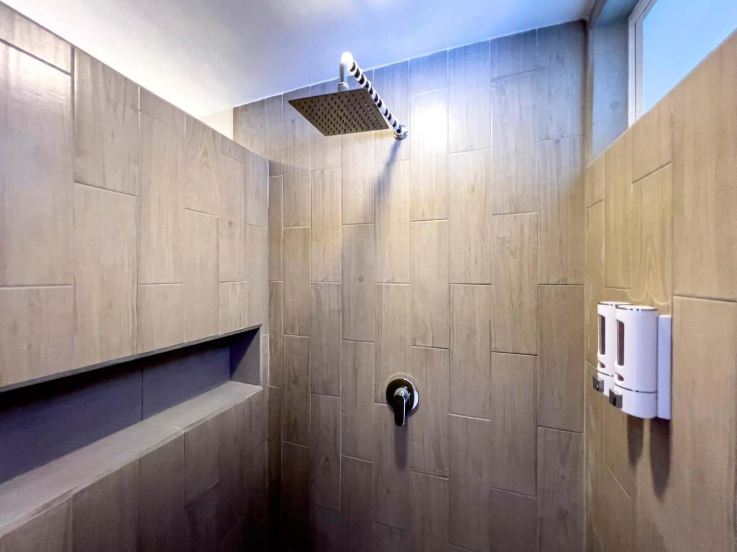 Modern With Office In Prime Location Queretaro