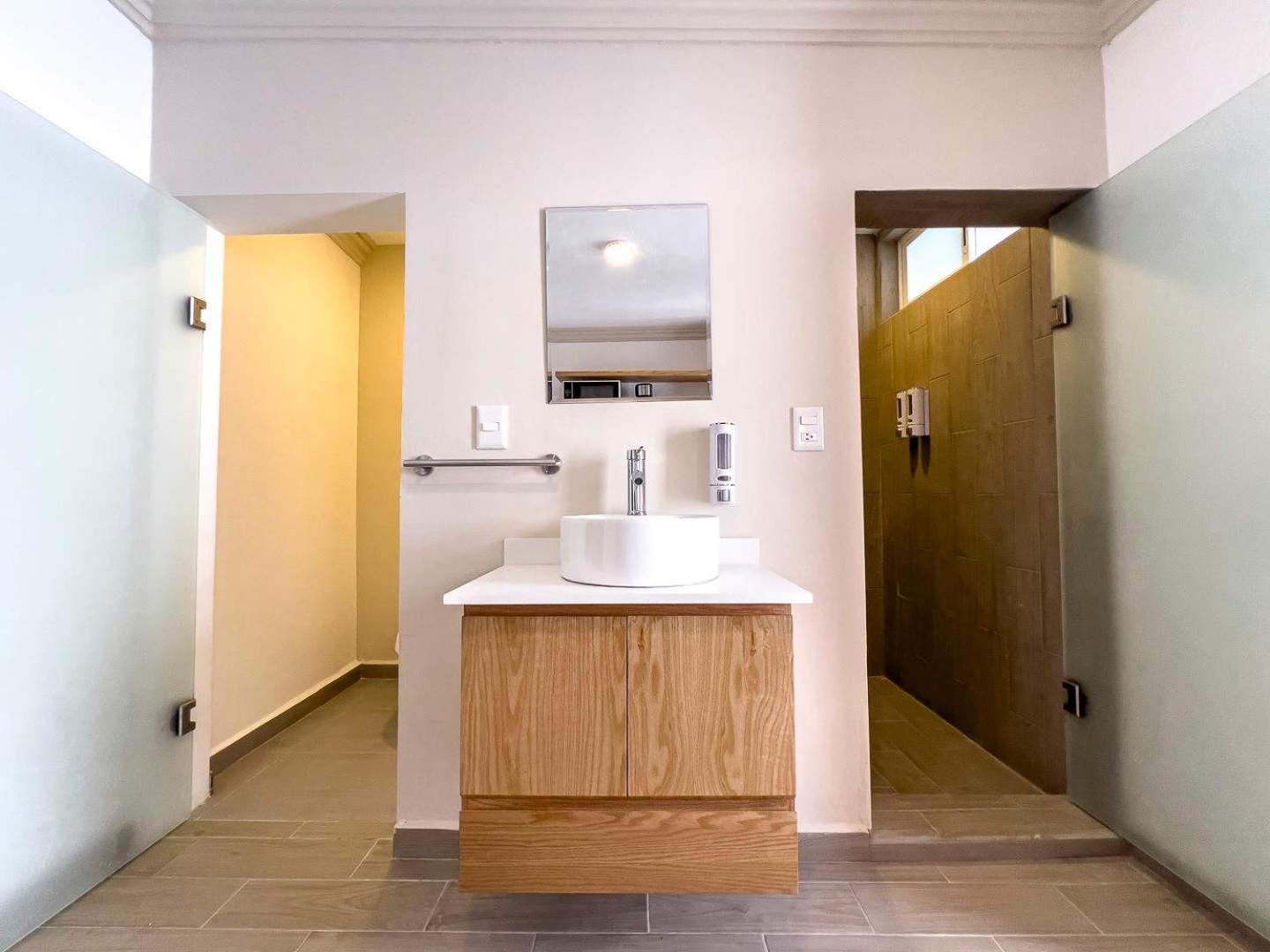 Modern With Office In Prime Location * Queretaro
