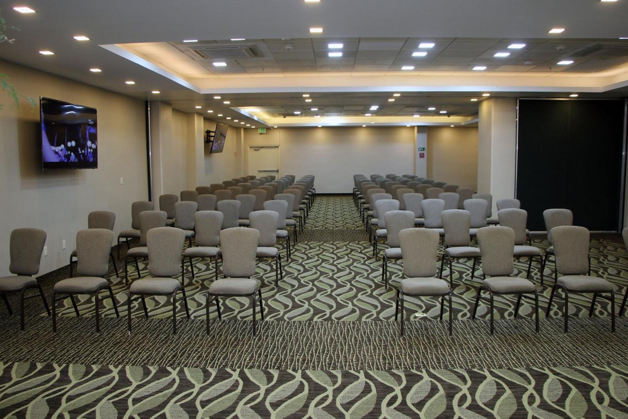 Four Points By Sheraton Queretaro Norte 4*