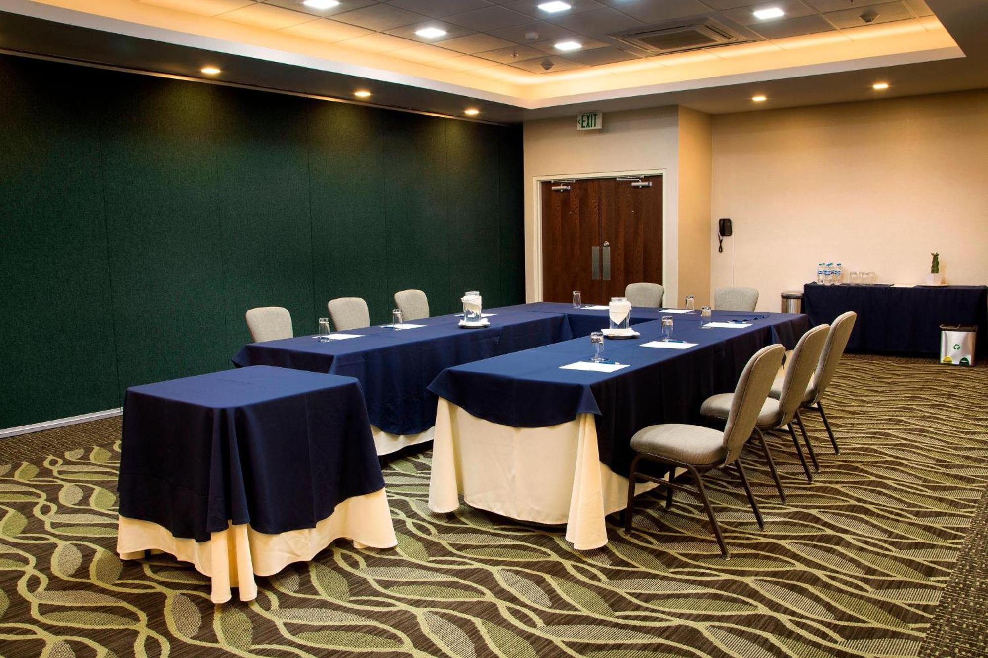 Four Points By Sheraton Queretaro Norte Jurica