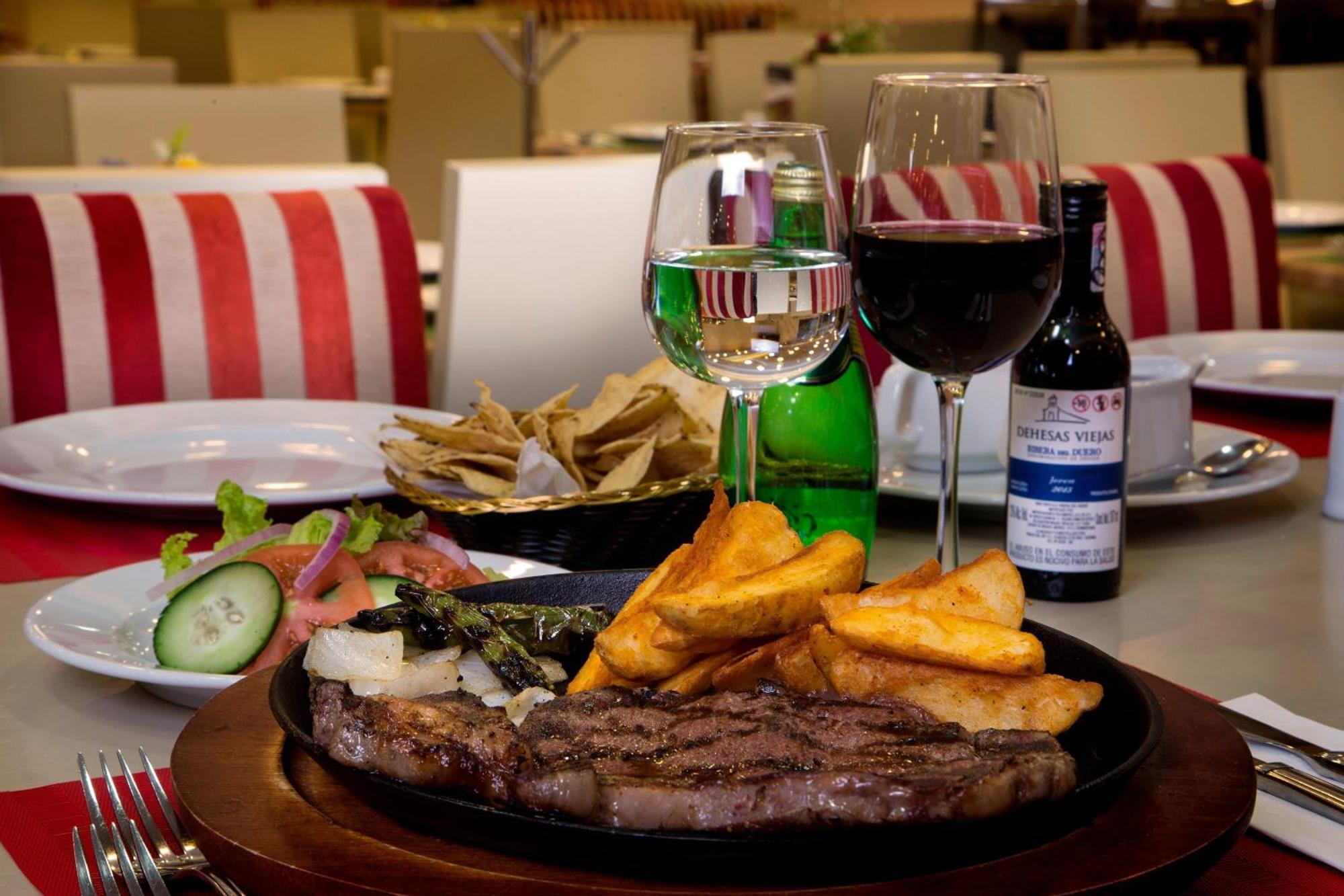 Four Points By Sheraton Queretaro Norte Hotel