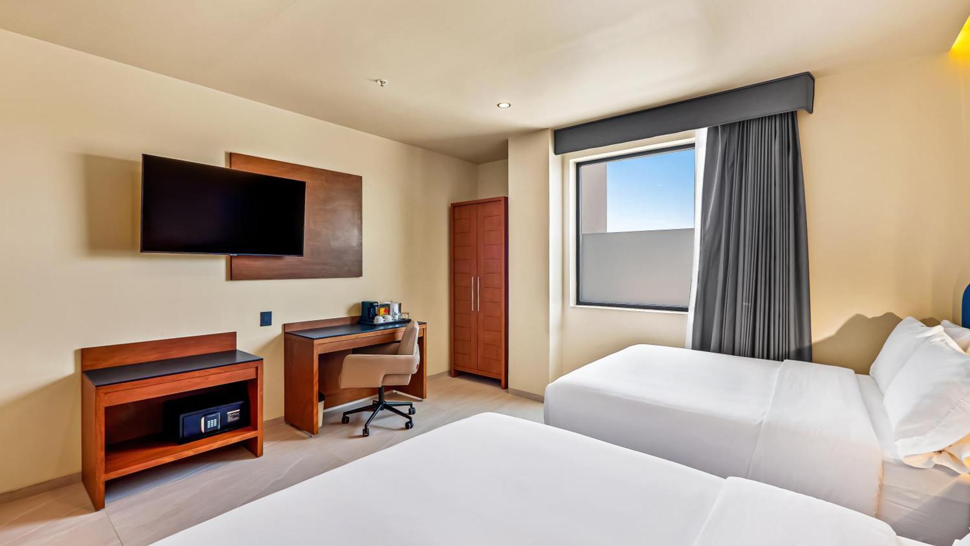 Hotel Hampton By Hilton Queretaro