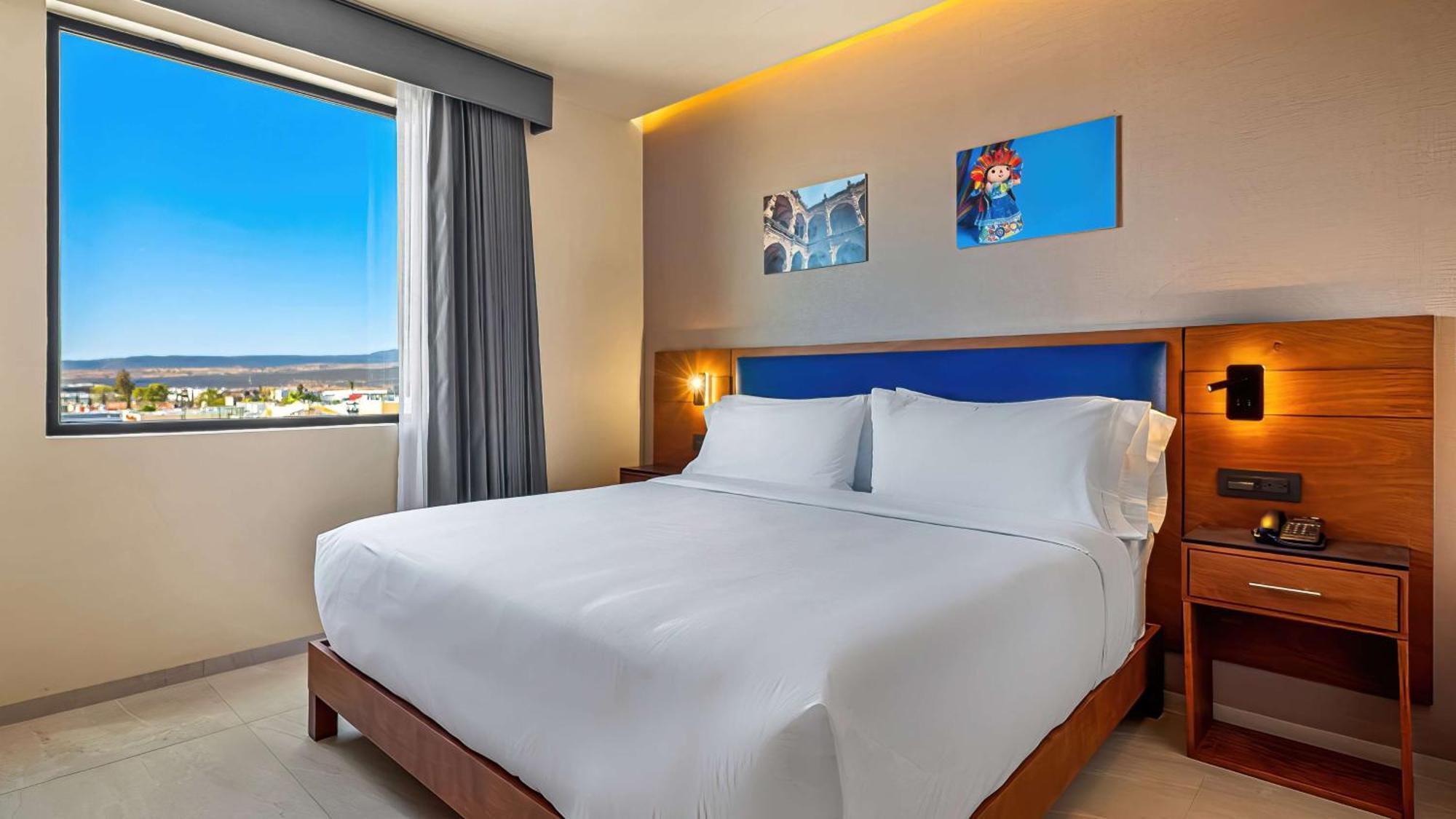 Hampton By Hilton Queretaro Hotel 3*